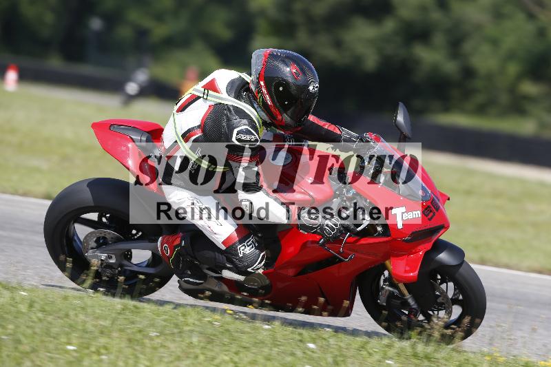 Archiv-2025/26 11.06.2025 Peter Studer have fun ADR/Gruppe blau/team